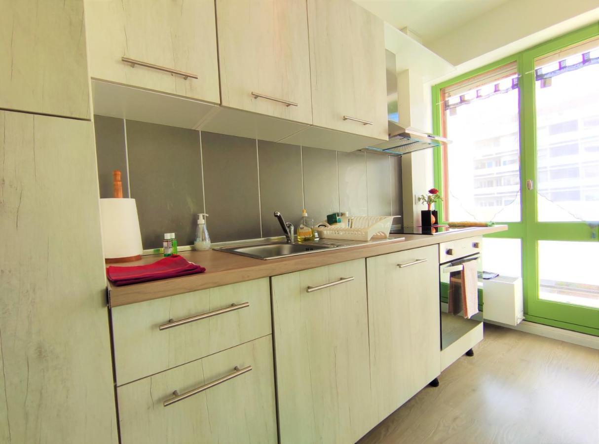 6 Appartements Et 4 Adresses A Mi-Chemin Entre Le Vieux Port Et L Ile De Re La Rochelle  Eksteriør bilde