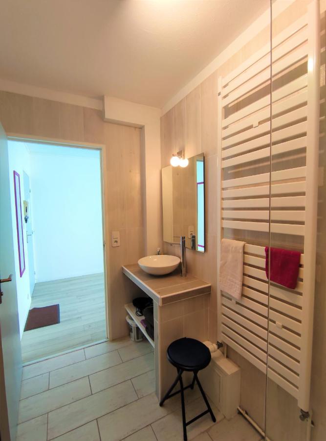 6 Appartements Et 4 Adresses A Mi-Chemin Entre Le Vieux Port Et L Ile De Re La Rochelle  Eksteriør bilde