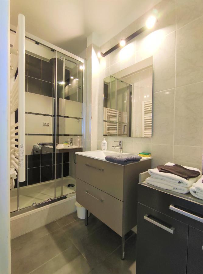 6 Appartements Et 4 Adresses A Mi-Chemin Entre Le Vieux Port Et L Ile De Re La Rochelle  Eksteriør bilde