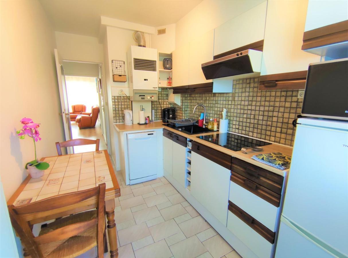 6 Appartements Et 4 Adresses A Mi-Chemin Entre Le Vieux Port Et L Ile De Re La Rochelle  Eksteriør bilde
