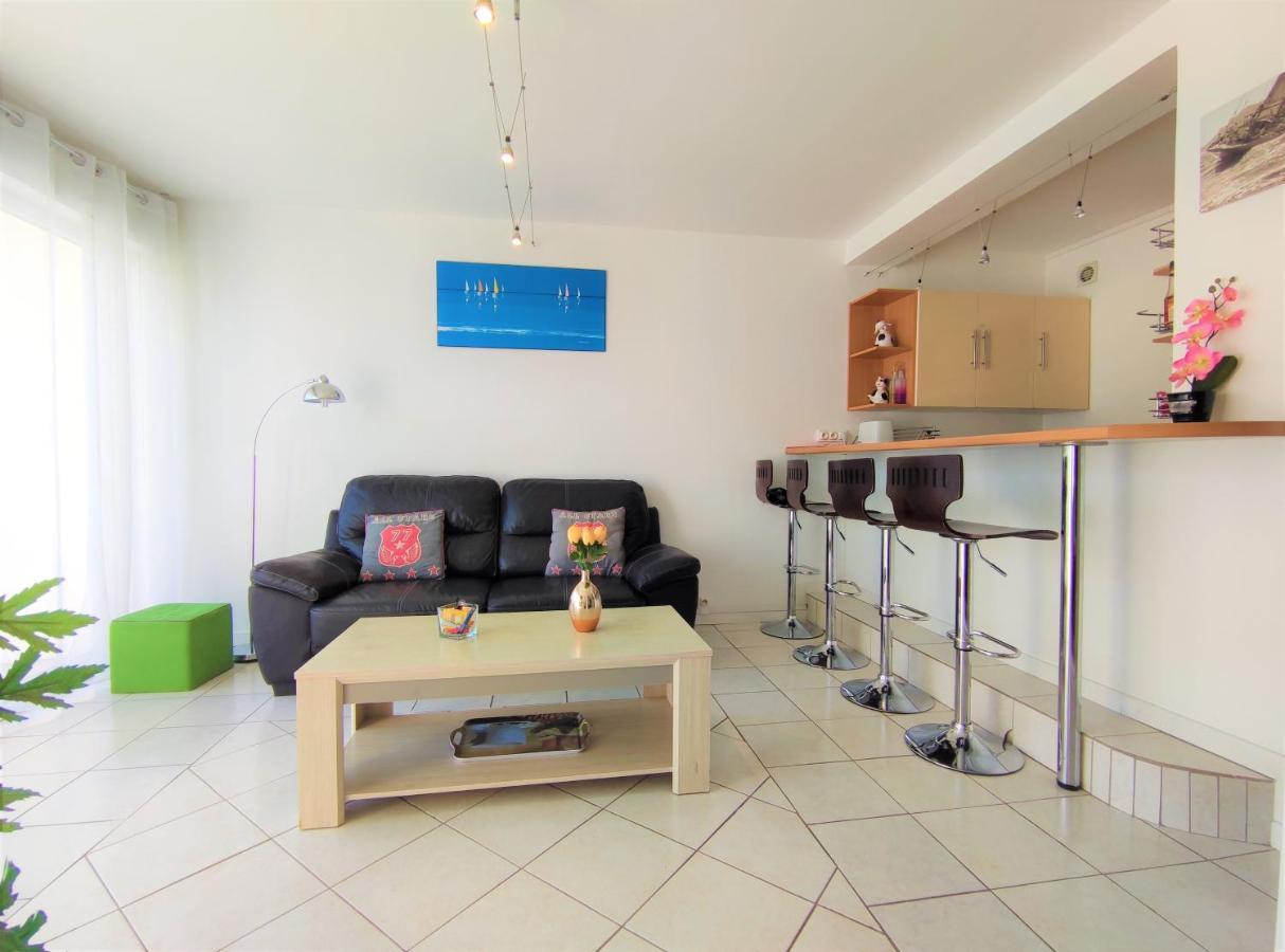 6 Appartements Et 4 Adresses A Mi-Chemin Entre Le Vieux Port Et L Ile De Re La Rochelle  Eksteriør bilde